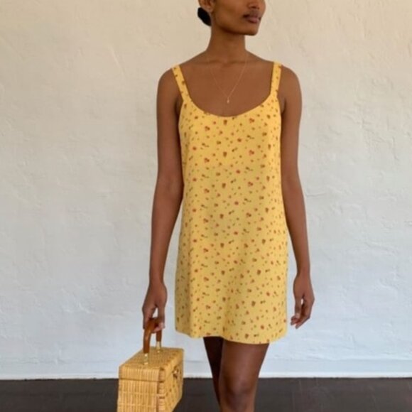 Reformation Dresses & Skirts - Reformation Yellow Mini Dress